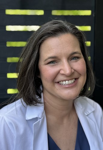 headshot of Jennifer Lloyd